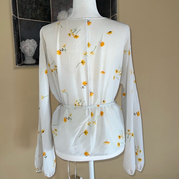 Aritzia Wilfred Lilia blouse Size Large - Picture 4 of 10